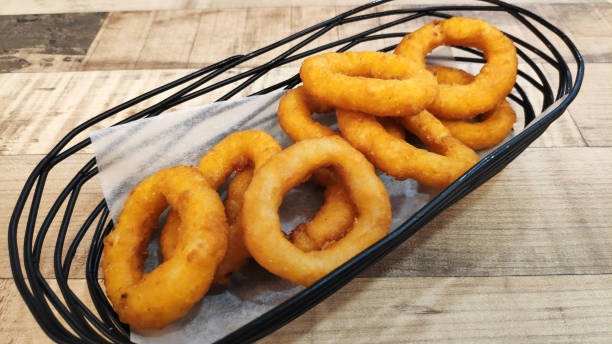 Homemade Crispy Onion Rings from Frozen Ones Using Air Fryer